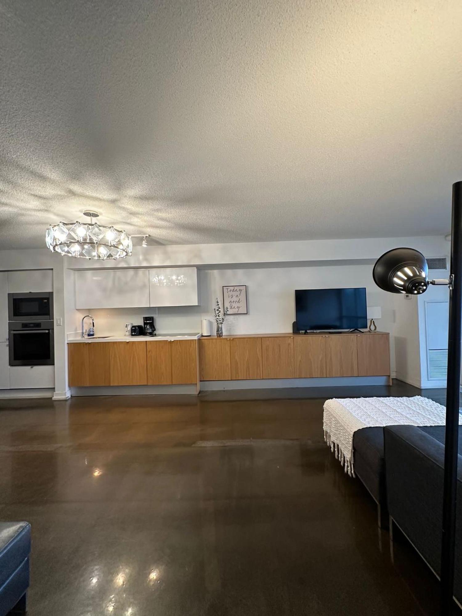 Toronto Downtown Luxurious Stylish 3 Bedroom 3 Bath 2 Balconies Near Rogers Centre Lakeview Condo Екстер'єр фото
